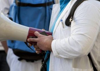 Πάτρα: “Λουκέτο” στο δημόσιο τομέα – Απεργία και συγκέντρωση σήμερα το πρωΐ