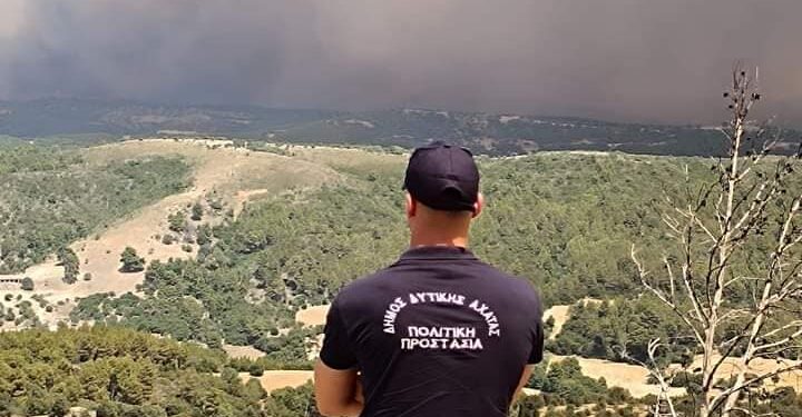 ΤΩΡΑ – 10 χλμ το πύρινο μέτωπο στον δήμο Ερυμάνθου! Εκκενώθηκαν χωριά – Σε επιφυλακή η Δυτική Αχαΐα – ΒΙΝΤΕΟ και ΦΩΤΟ
