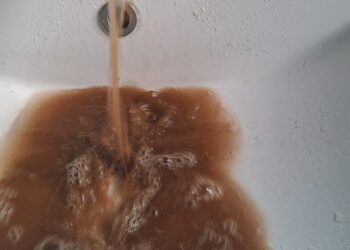Μαύρο το… νερό στο Γομοστό! Καθημερινά τα προβλήματα με διακοπή ή μειωμένη ροή