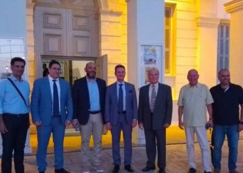 Ο Ιάσων Φωτήλας στην παράσταση των αστυνομικών