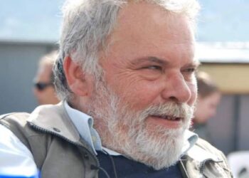 Πέθανε ο γνωστός αρχαιολόγος Μιχάλης Ανδριανάκης