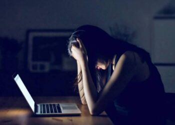 Συγκλονίζει υπόθεση revenge porn στην Αμαλιάδα – Την εκβίασαν και όταν δεν τους πλήρωσε πόσταραν το γυμνό της βίντεο στο tiktok