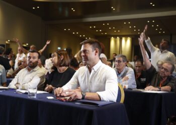 ΣΥΡΙΖΑ: Πέρασε με 163 «Ναι» η πρόταση μομφής κατά Κασσελάκη, 123 «Όχι»