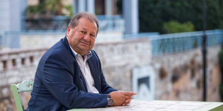 Σοβαρό πρόβλημα υγείας για τον Δήμαρχο Αιγιάλειας Δημήτρη Καλογερόπουλο – Αποχωρεί από καθήκοντά του προς το παρόν