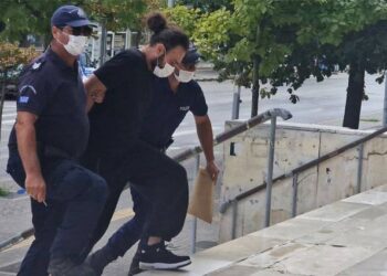 Στη φυλακή ο 46χρονος που παρέσυρε σύσσωμη την οικογένεια μεθυσμένος, στη Θεσσαλονίκη – Τι υποστήριξε