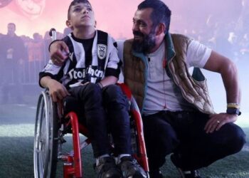 Γιάννης Παπαστεφανάκης: Ολοκληρώθηκε η επέμβαση του μικρού φίλου του ΠΑΟΚ στις ΗΠΑ