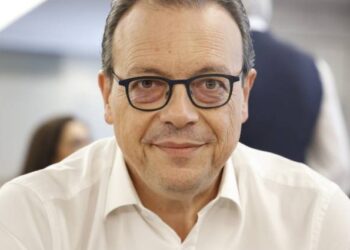 Ο Σωκράτης Φάμελλος ανακοίνωσε την υποψηφιότητά του για την προεδρία του ΣΥΡΙΖΑ