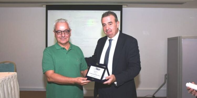 Πάτρα: Επετειακή εκδήλωση με βραβεύσεις για τη συμπλήρωση 30 χρόνων από την ίδρυση της ΠΟΕΣΥ