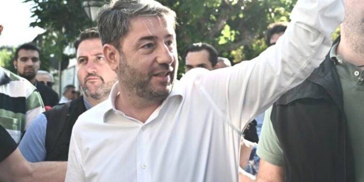 Ξανά Πρόεδρος ο Ανδρουλάκης με 59,92% έναντι 40,08% του Δούκα – ΤΟ ΤΕΛΙΚΟ ΑΠΟΤΕΛΕΣΜΑ