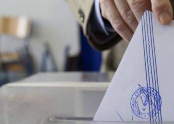 Δημοσκόπηση Alco: Άνετο προβάδισμα ΝΔ, αξιωματική αντιπολίτευση το ΠΑΣΟΚ, συνεχίζεται ο κατήφορος του ΣΥΡΙΖΑ