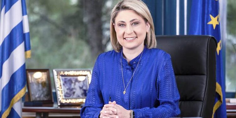 Χριστίνα Αλεξοπούλου: Ανθέλληνας ο Σαμαράς