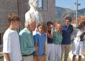 Η οικογένεια Bulgari που έφυγε από την Ήπειρο για να κατακτήσει τον κόσμο με τα κοσμήματα αναβιώνει την ιστορία της στην Παραμυθιά