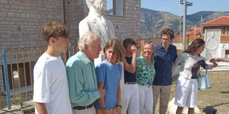 Η οικογένεια Bulgari που έφυγε από την Ήπειρο για να κατακτήσει τον κόσμο με τα κοσμήματα αναβιώνει την ιστορία της στην Παραμυθιά