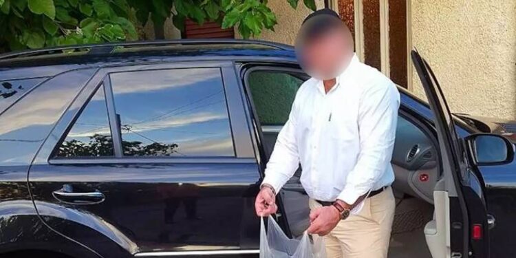 Προφυλακιστέος ο αστυνομικός της Βουλής που βίαζε τα παιδιά του – Ζητά τον ψυχιατρικό έλεγχο της συζύγου του