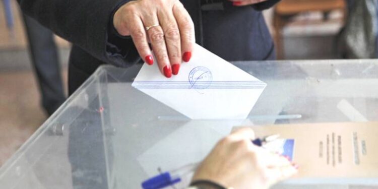 Δημοσκόπηση Opinion Poll: Πρωτιά για τη ΝΔ με διψήφια διαφορά από το ΠΑΣΟΚ