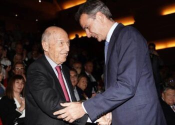 Κυριάκος Μητσοτάκης: «Αποχαιρετώ έναν άξιο και ευγενή πολιτικό αντίπαλο»