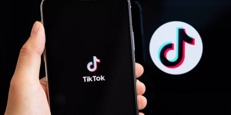 Μαθήτρια Γυμνασίου λιποθύμησε έπειτα από challenge στο TikTok