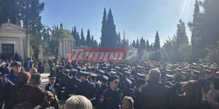 Η Ελλάδα αποχαιρέτισε τον πρώην πρωθυπουργό Κώστα Σημίτη – Το Tempo24.News στο Α΄ Νεκροταφείο (ΦΩΤΟ & ΒΙΝΤΕΟ)