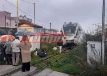 Πάτρα: Παραλίγο τραγωδία – Σύγκρουση τρένου με ΙΧ – Ένας τραυματίας ΦΩΤΟ & ΒΙΝΤΕΟ