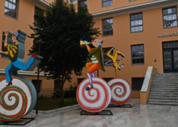 Μουσικό άρμα και Τελάλης θα μεταφέρουν το χαρμόσυνο μήνυμα της έναρξης του Πατρινού Καρναβαλιού 2025