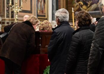 Μέχρι τις 10πμ. το σκήνωμα του Αρχιεπισκόπου Αναστάσιου στη Μητρόπολη Αθηνών