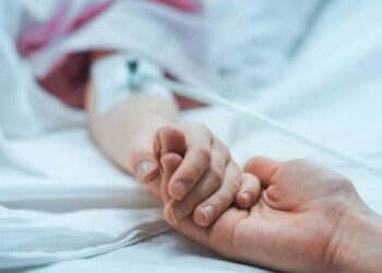 Παιδική χαρά απαιτούν οι κάτοικοι στο Καλαμάκι Ωλενίας μετά τον βαρύ τραυματισμό της 14χρονης – “Θέλουμε τα παιδιά μας να παίζουν, όχι να παλεύουν στην εντατική για την ζωή τους”