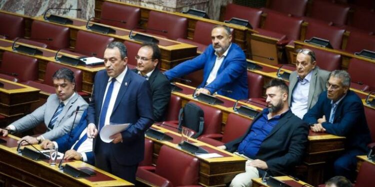 Σπαρτιάτες: Τέλος η κρατική χρηματοδότηση – Συνεδριάζει σήμερα η Επιτροπή Δεοντολογίας στη Βουλή