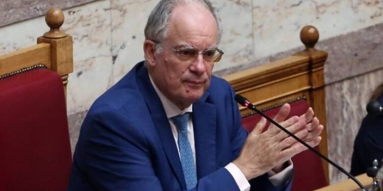 Η απάντηση Τασούλα στο ΠΑΣΟΚ για χρηματοδοτήσεις της Βουλής