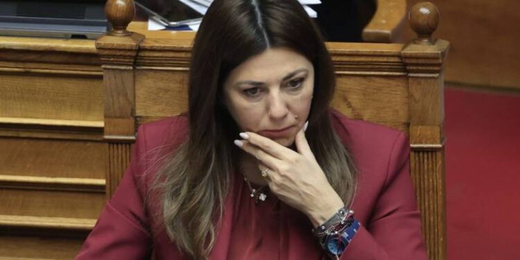 Ερωτευμένη η Σοφία Ζαχαράκη