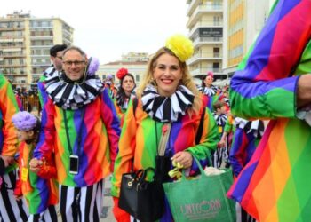 Η αγαπημένη ηθοποιός Τζένη Μπότση στο Καρναβάλι των Μικρών – Νέες ΦΩΤΟΓΡΑΦΙΕΣ από την παρέλαση της Κυριακής