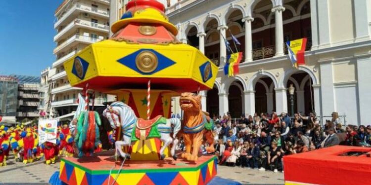 Πάτρα: Σε θέσεις Παρέλασης οι μικροί Καρναβαλιστές – 20.000 ετοιμάζονται για το μεγάλο ραντεβού της Κυριακής