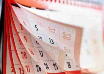 Τριήμερα, τετραήμερα και όλες οι αργίες του 2025 – Πότε πέφτει Καθαρά Δευτέρα και Πάσχα