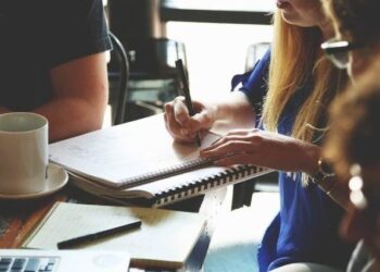 ΔΥΠΑ: Επιδότηση 17.000 ευρώ σε ανέργους – Οι προϋποθέσεις