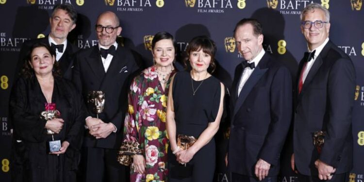 Στο «Κονκλάβιο» το BAFTA καλύτερης ταινίας, τέσσερα βραβεία για το «Brutalist»