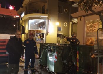 Φωτιά σε κάδους απορριμμάτων στην Κάτω Αχαΐα – Επί τόπου ο Αντιδήμαρχος Ηλίας Καμπέρος – Ανακοίνωση του δήμου