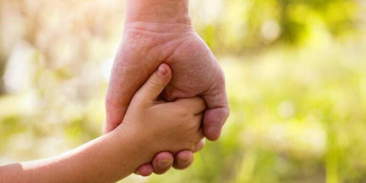 Ανοίγει στις 31 Μαρτίου η πλατφόρμα για το επίδομα παιδιού – Δικαιούχοι και προϋποθέσεις