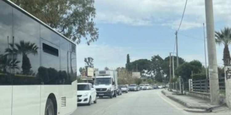 Κυκλοφοριακό χάος και σήμερα στην παλαιά εθνική Πατρών-Πύργου, λόγω έργων
