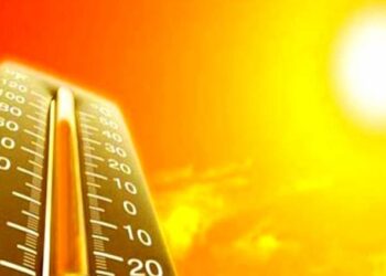 Πάνω από τους 30 βαθμούς του Σαββατοκύριακο, βαρυχειμωνιά από βδομάδα – Στην Πάτρα θα φτάσει τους 32!