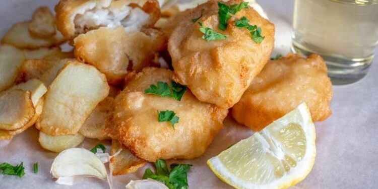 25η Μαρτίου 2025: Ποιος είναι ο λόγος που «σπάμε» τη νηστεία της Σαρακοστής και τρώμε μπακαλιάρο