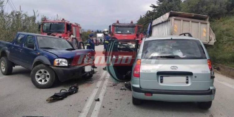Σοβαρό τροχαίο με εγκλωβισμό τραυματιών στην Οβρυά – Συγκρούστηκαν φορτηγό, ΙΧ και αγροτικό (ΦΩΤΟ)