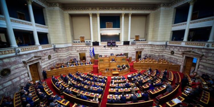 Βουλή: Τη Δευτέρα η τροπολογία για την αυτόματη αναγνώριση ειδικότητας Ελλήνων ιατρών από τις ΗΠΑ