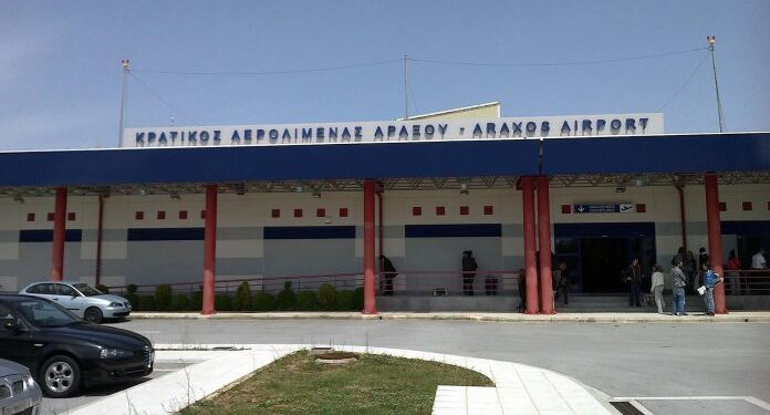 Αναβλήθηκε η πρώτη πτήση στον Άραξο με τους 180 τουρίστες λόγω της απεργίας – Δεν θα γίνει η φιέστα υποδοχής που είχε ετοιμάσει ο Δήμος