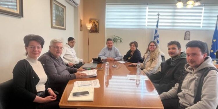 Δυτική Αχαΐα: Υποδοχή συμβασιούχων από τον δήμαρχο Γρηγόρη Αλεξόπουλο