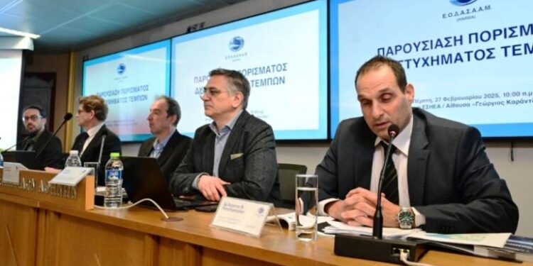 Τέμπη: Τα email που αντάλλαξαν ο πρόεδρος του ΕΟΔΑΣΑΑΜ με τον Νο2 του Ευρωπαϊκού Οργανισμού Σιδηροδρόμων, Μπαρτ Ακού