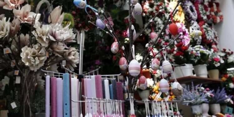 Καταστήματα: Το ωράριο για την Μεγάλη Εβδομάδα στο Δήμο Αιγιάλειας