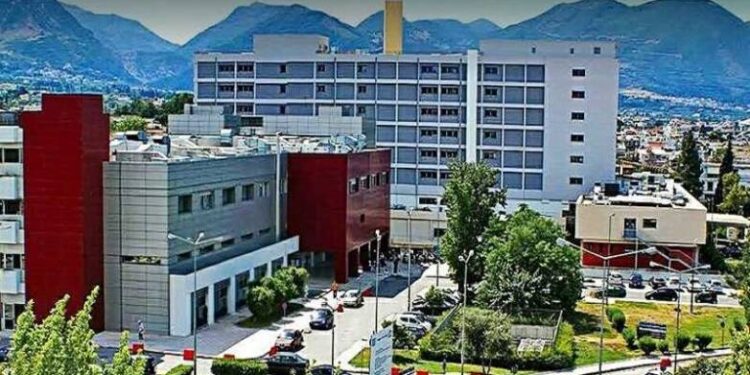 Νοσοκομείο “Αγ. Ανδρέας”: Ο τραυματίας επιτέθηκε σε γιατρό και νοσηλεύτρια