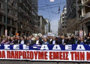 Σε απεργιακό κλοιό η χώρα την Τετάρτη 9 Απριλίου