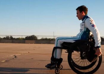 Robert Wickens: Ο παραπληγικός επαγγελματίας οδηγός αγώνων που ξεπερνά τα εμπόδια