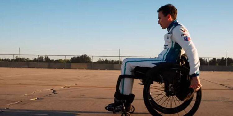Robert Wickens: Ο παραπληγικός επαγγελματίας οδηγός αγώνων που ξεπερνά τα εμπόδια
