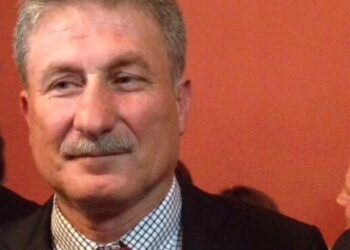 “Η συγκάλυψη για το εργοστάσιο έχει όνομα: Δήμαρχος Δυτικής Αχαΐας”